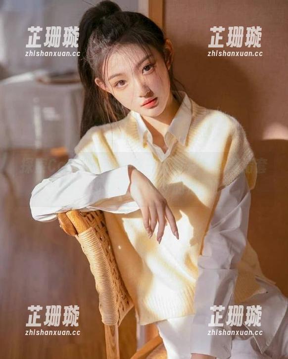 探索Cat Demon喵崽白衬衫中的高清套图，感受每个细节的惊艳！